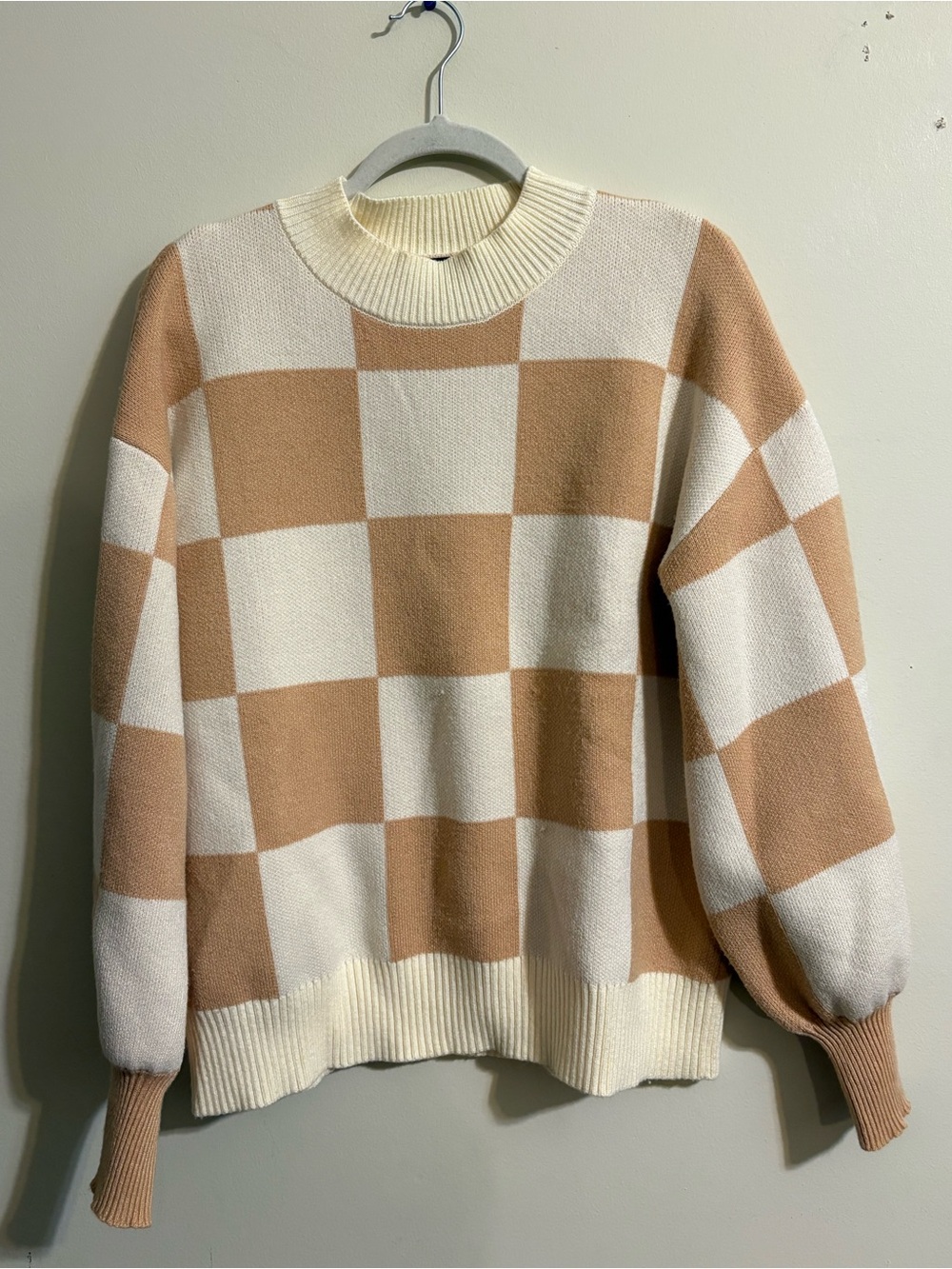 Zesica Checkerboard Knit Sweater women’s Medium Cream Tan lantern long sleeves